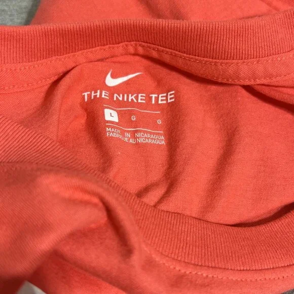 Nike Tee Sportswear Just Do It. Logo Coral Men’s Large - Picture 9 of 9